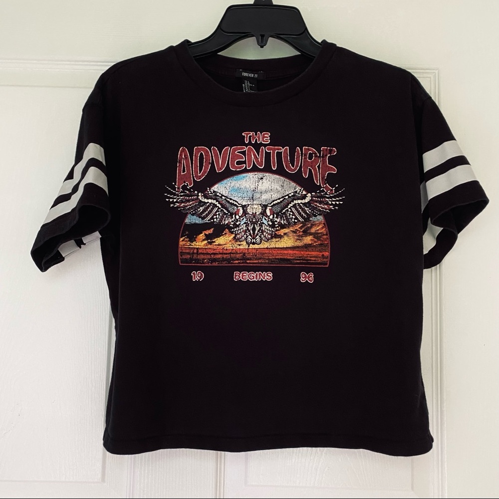 Black Graphic Crop Tee